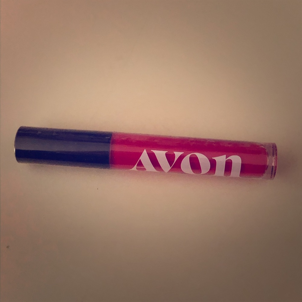 Avon liquid lipstick in Rouge